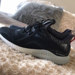 Adidas Alphabounce Women’s Size 8.5